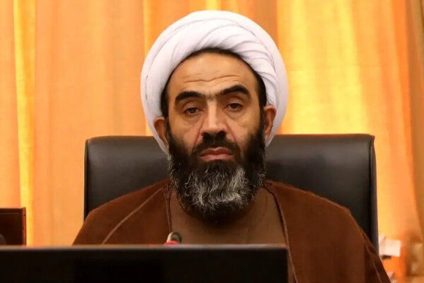 موج‌سواری حسن روحانی در بحبوحه مشکلات مردم؛ حنای او دیگر رنگی ندارد
