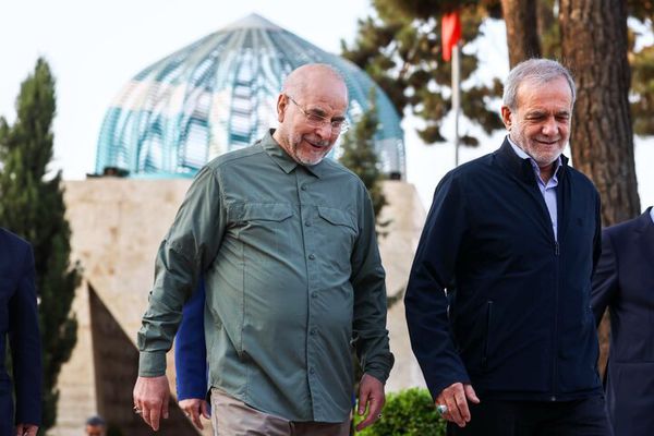 قالیباف: اجماع دولت و مجلس فرصتی ارزشمند برای حل مشکلات اقتصادی است