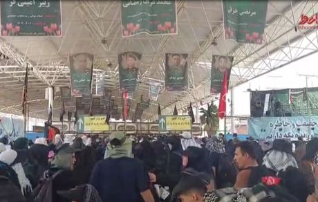 گرمای مهران در برابر عشق حسینی رنگ می‌بازد
