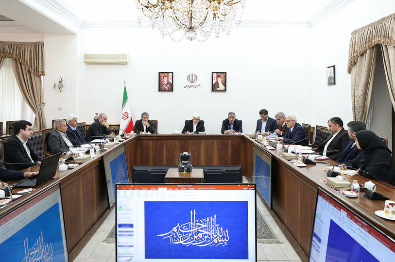 عارف: طرح ۲۰ هزار مگاوات نیروگاه‌های اتمی یک ضرورت انکارناپذیر است