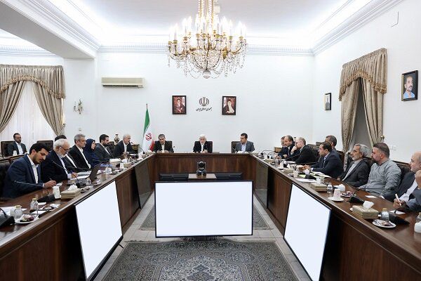 عارف: على الجامعات إطلاق مجالات جدیدة بتقنیات متطورة