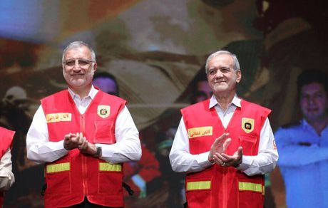 رونمایی از تجهیزات جدید آتش نشانی تهران با حضور رییس جمهور