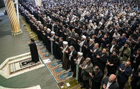 ائمه جمعه: وحدت امت، سلاح قدرتمند مقابله با هر تهدید است