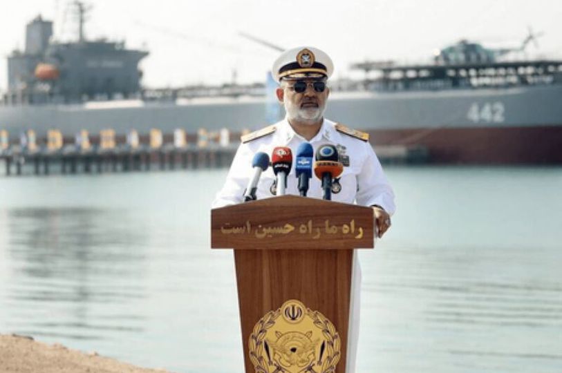 دریادار ایرانی: پوشش فرماندهی دریایی ارتش به آب‌های دوردست و اقیانوس‌ها رسیده است