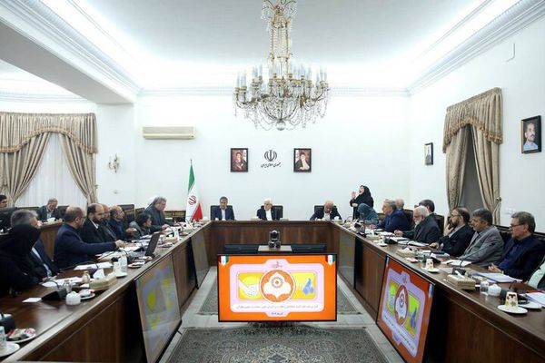 عارف: باید بستر لازم برای نقش‌آفرینی توان‌یابان در جامعه فراهم شود
