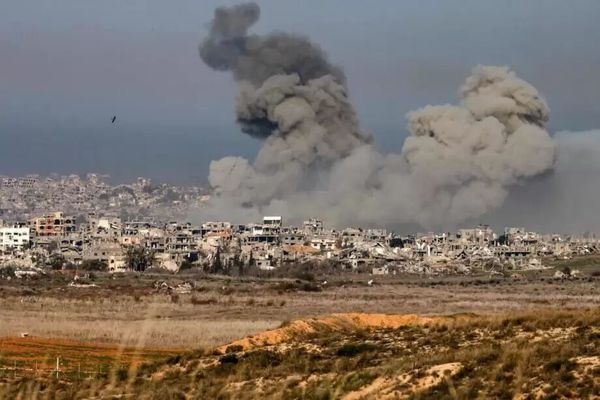 بدایة هجمات النظام الإسرائیلی على مناطق فی قطاع غزة
