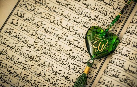 برپایی نمایشگاه تاریخ کتابت قرآن در موزه هیوستون آمریکا
