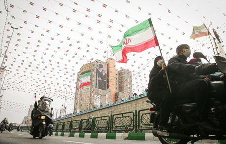 خیانت روشنفکران غربی به اسلام و ایران