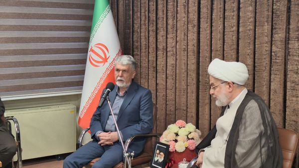 وزیر الإرشاد الدینی: إقامة المسابقات القرآنیة فی سنندج عززت اللحمة الوطنیة والدینیة