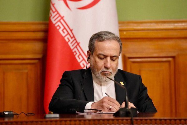 Araqchi to Aoun: Save Lebanon from its real enemyAraqchi to Aoun: Save Lebanon from its real enemy