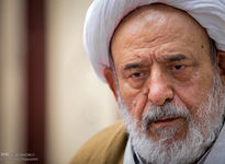 ستُحاسب الحکومة والأثریاء یوم القیامة على "الزواج المبکر".