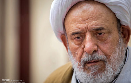 ستُحاسب الحکومة والأثریاء یوم القیامة على "الزواج المبکر".