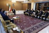 عارف پیشنهاد تشکیل اتحادیه کشورها و مناطق فارسی‌زبان را مطرح کرد
