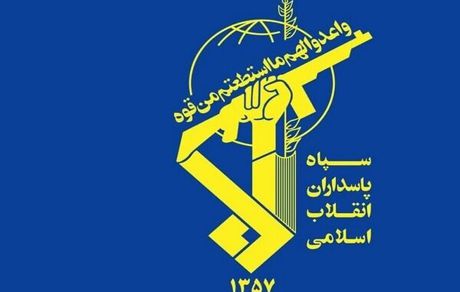 سپاه: دو فروند سوپر نفتکش متخلف فریب خورده، مورد اصابت واقع شدند
