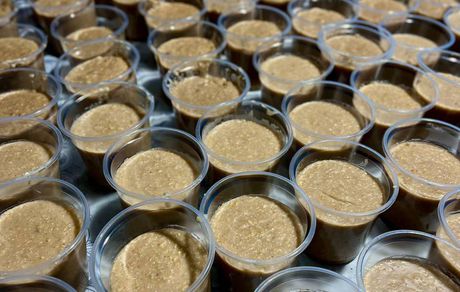 برگزاری مراسم سنتی حلیم‌پزی به مناسبت شهادت حضرت زهرا (س) در بابل