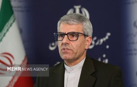 ایران را نه با خط‌کش جغرافیا می‌توان برید و نه با واژه‌ها تکه تکه کرد

