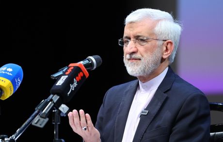 جلیلی: آمریکا دریافت، هر تعرضی به ایران پاسخی پرهزینه خواهد داشت
