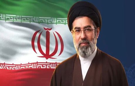 رهبر انقلاب: انتقام خواست ملت ما است و به‌طور حتمی باید صورت بگیرد
