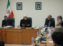 عارف: حل مسائل فرهنگی با بخشنامه پیش نمی‌رود
