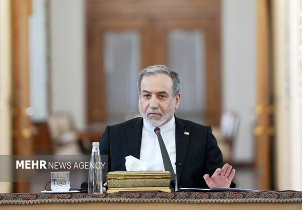عراقچی: ما حافظ امنیت تنگه هرمز هستیم ولی ۲۰ درصد هم رقم بالایی است