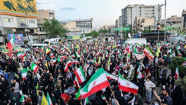 ارک ارم پارکینگ خودروهای زائران رهبر شهید می‌شود